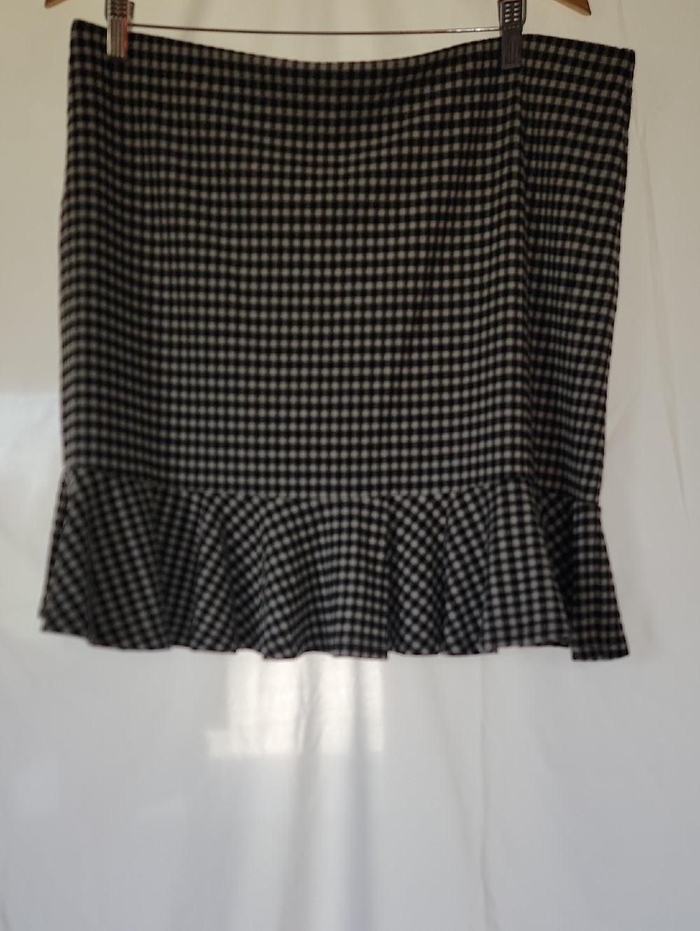 LOFT Black and White Gingham Ruffle-Hem Mini Skirt